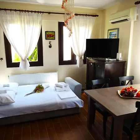 Konstantinos Luxury Feriehus Nikiti (Sithonia)