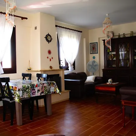Konstantinos Luxury